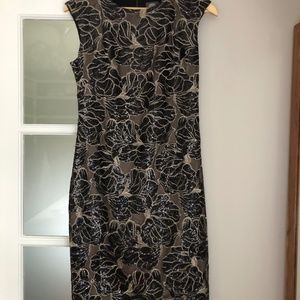 BNWOT Vince Camuto Size 4 dress